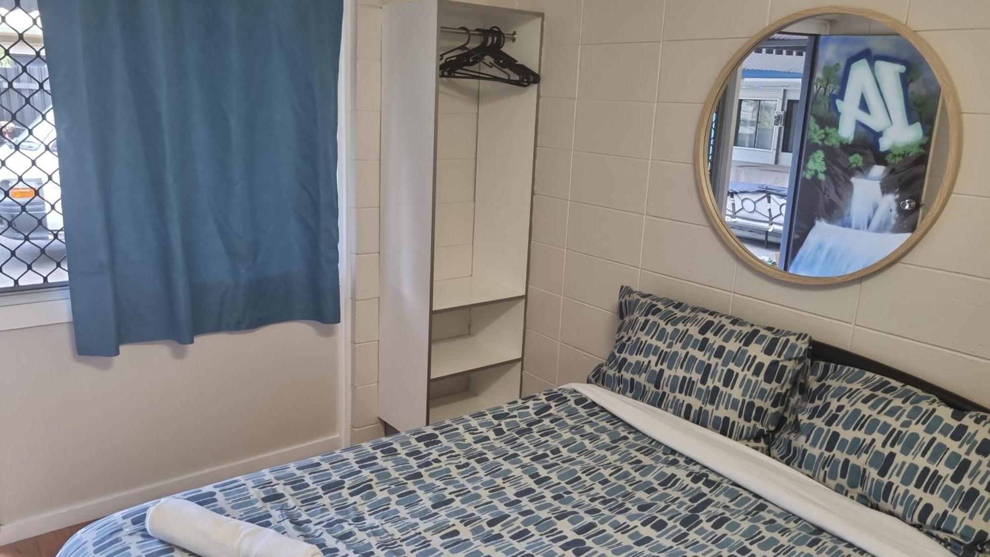 Castaways Backpackers Cairns Hostel Εξωτερικό φωτογραφία