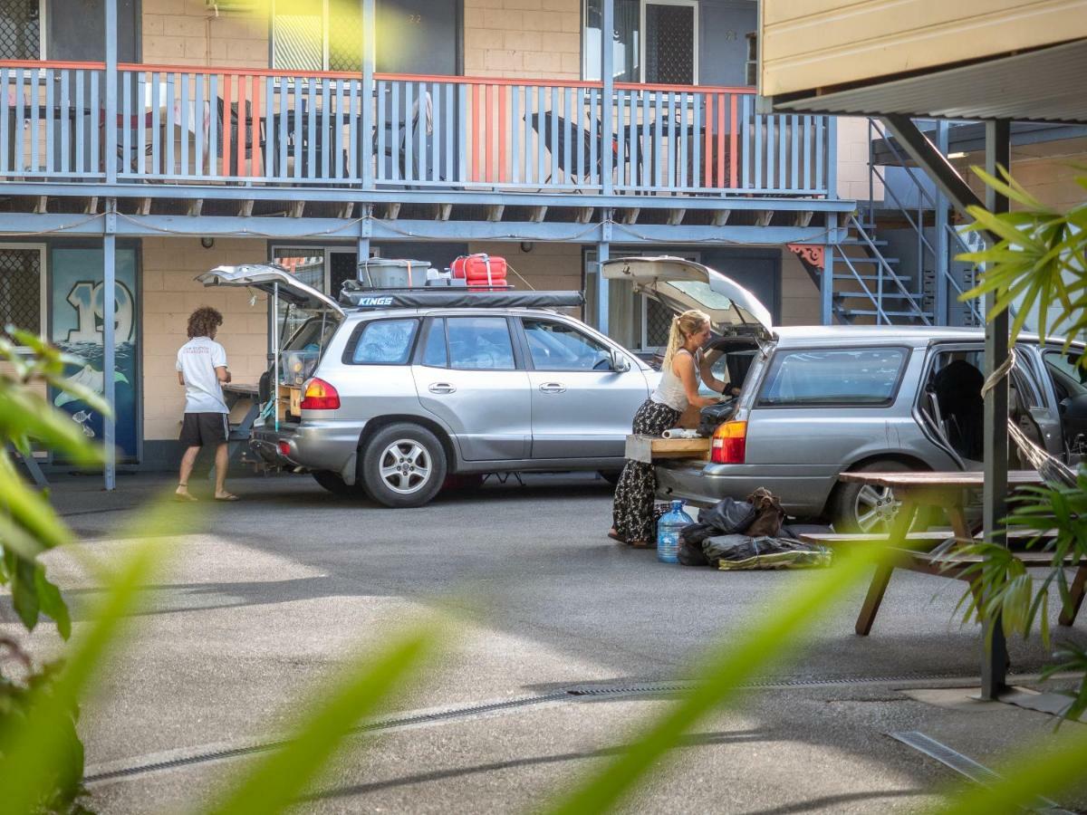 Castaways Backpackers Cairns Hostel Εξωτερικό φωτογραφία