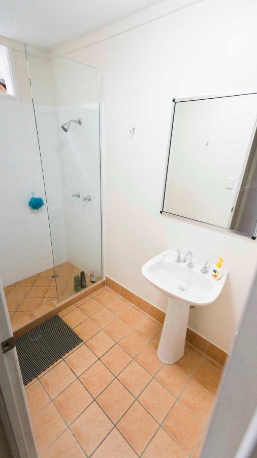 Castaways Backpackers Cairns Hostel Δωμάτιο φωτογραφία